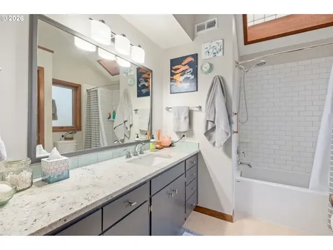 2311 Douglas Drive Eugene OR 97405