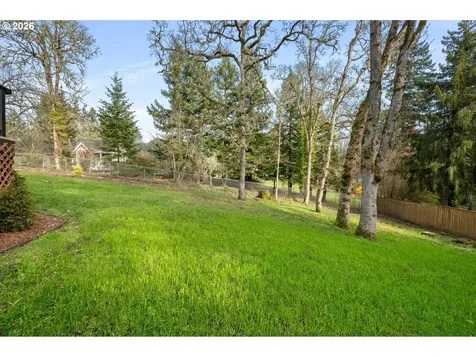 2311 Douglas Drive Eugene OR 97405