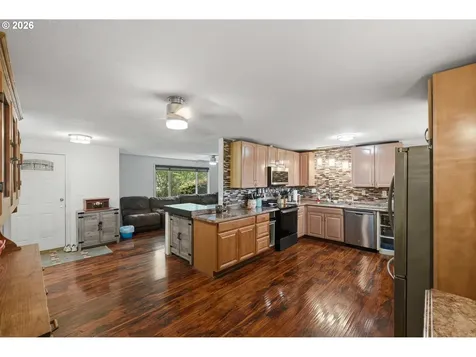 510 S Cammann Street Coos Bay OR 97420