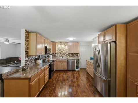 510 S Cammann Street Coos Bay OR 97420
