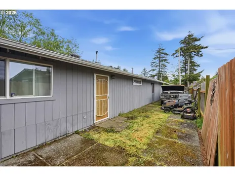 510 S Cammann Street Coos Bay OR 97420