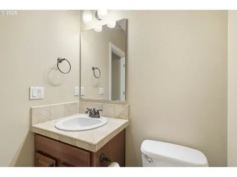 5520 NE 54th Street Vancouver WA 98661
