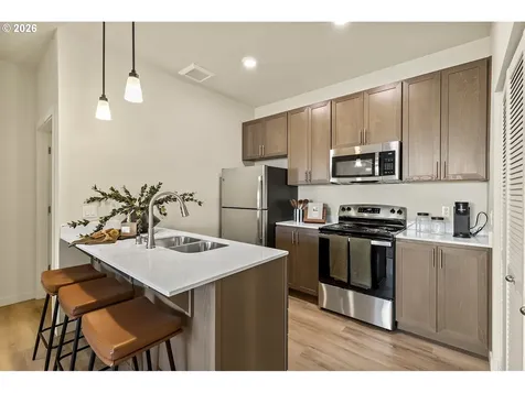 7011 NE 126th Avenue Vancouver WA 98686