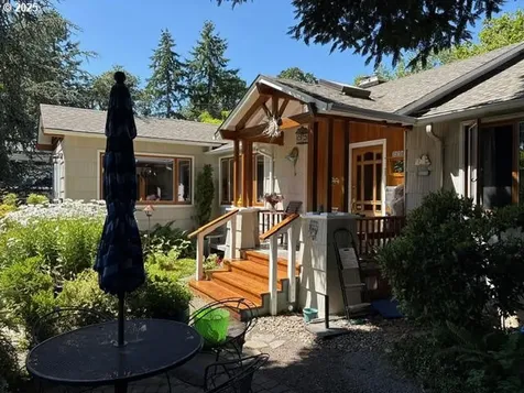 2780 Emerald Street Eugene OR 97403
