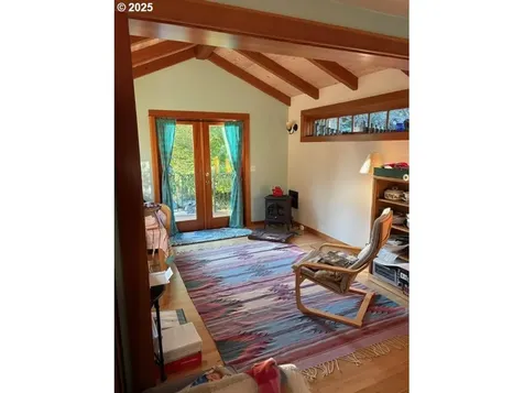 2780 Emerald Street Eugene OR 97403