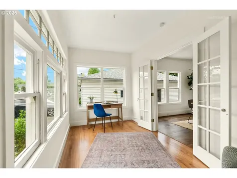 5125 NE Davis Street Portland OR 97213