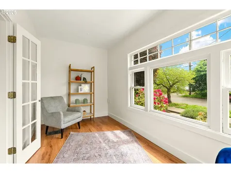 5125 NE Davis Street Portland OR 97213