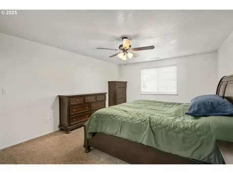 9606 NE 134th Avenue Vancouver WA 98682
