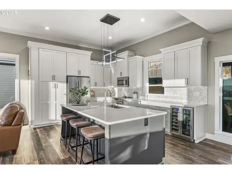 257 Curtis Drive Longview WA 98632