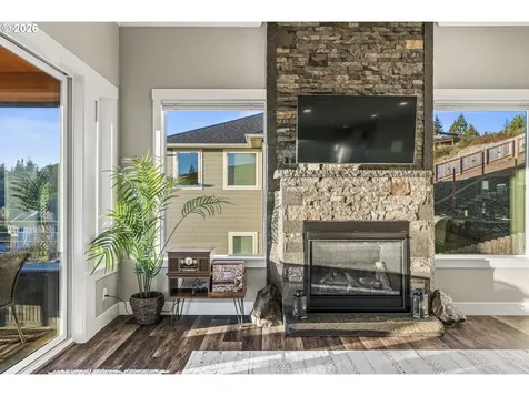 257 Curtis Drive Longview WA 98632
