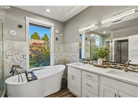 257 Curtis Drive Longview WA 98632
