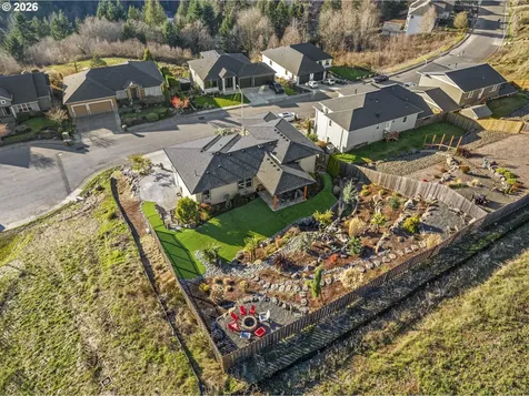 257 Curtis Drive Longview WA 98632