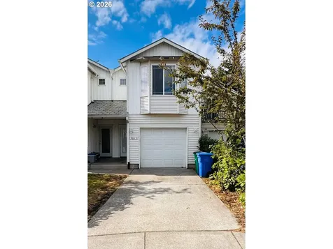 9615 SE Center Court Portland OR 97266