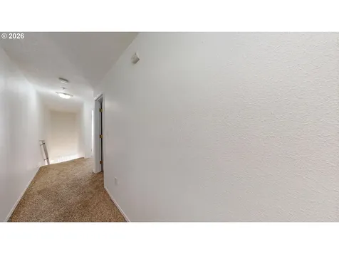 9615 SE Center Court Portland OR 97266