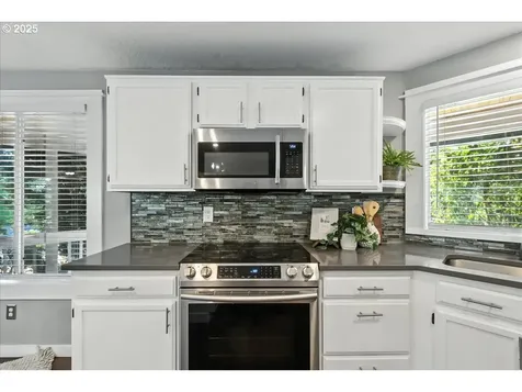 1711 SW 2nd Avenue Battle Ground WA 98604