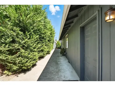 1711 SW 2nd Avenue Battle Ground WA 98604