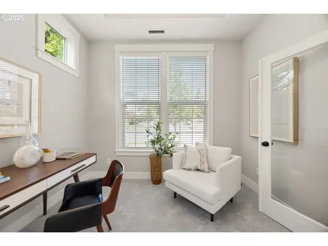 3257 NW Kinsley Terrace Portland OR 97229