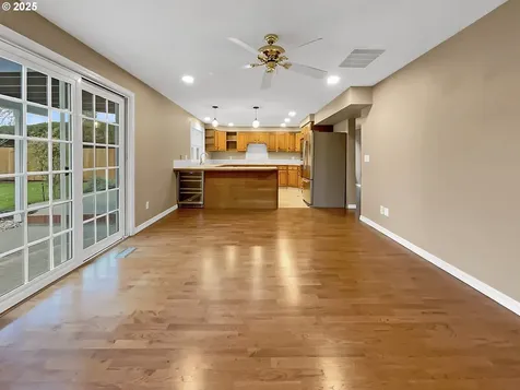 171 SW 10th Avenue Canby OR 97013