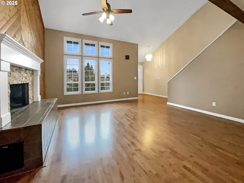 171 SW 10th Avenue Canby OR 97013