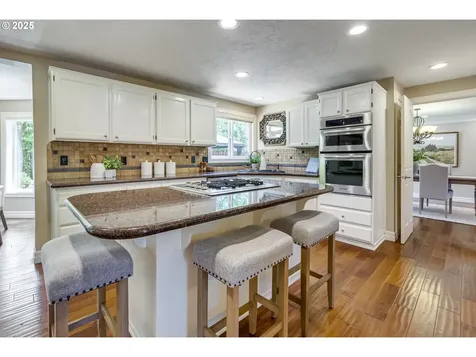 17865 NW Elk Meadow Lane Portland OR 97229