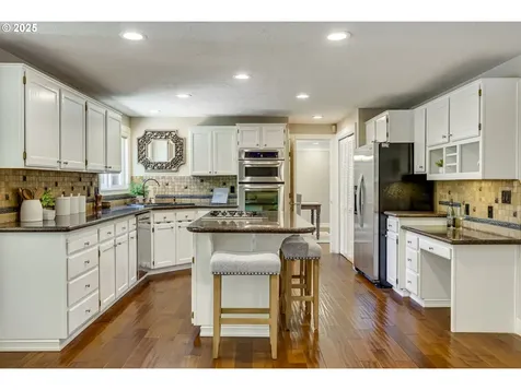 17865 NW Elk Meadow Lane Portland OR 97229