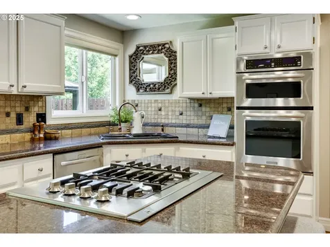 17865 NW Elk Meadow Lane Portland OR 97229