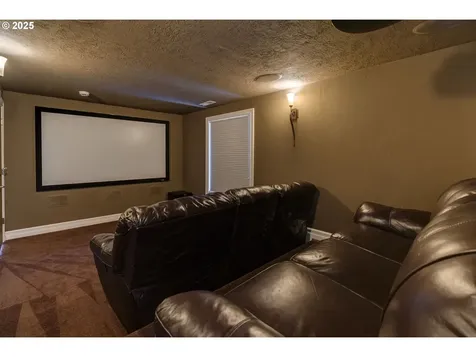 17865 NW Elk Meadow Lane Portland OR 97229