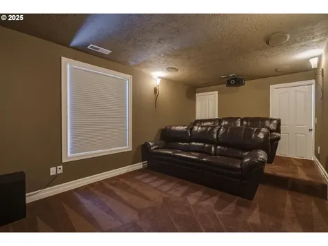 17865 NW Elk Meadow Lane Portland OR 97229