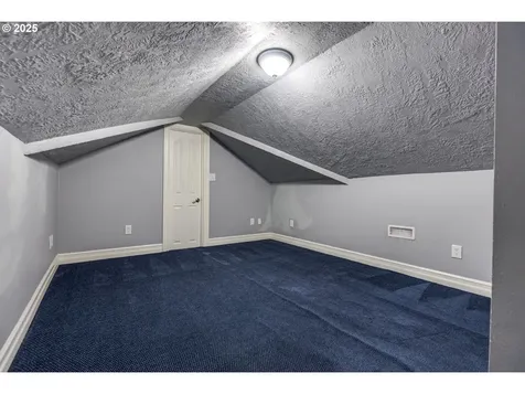 17865 NW Elk Meadow Lane Portland OR 97229