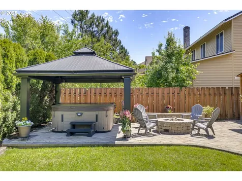 17865 NW Elk Meadow Lane Portland OR 97229