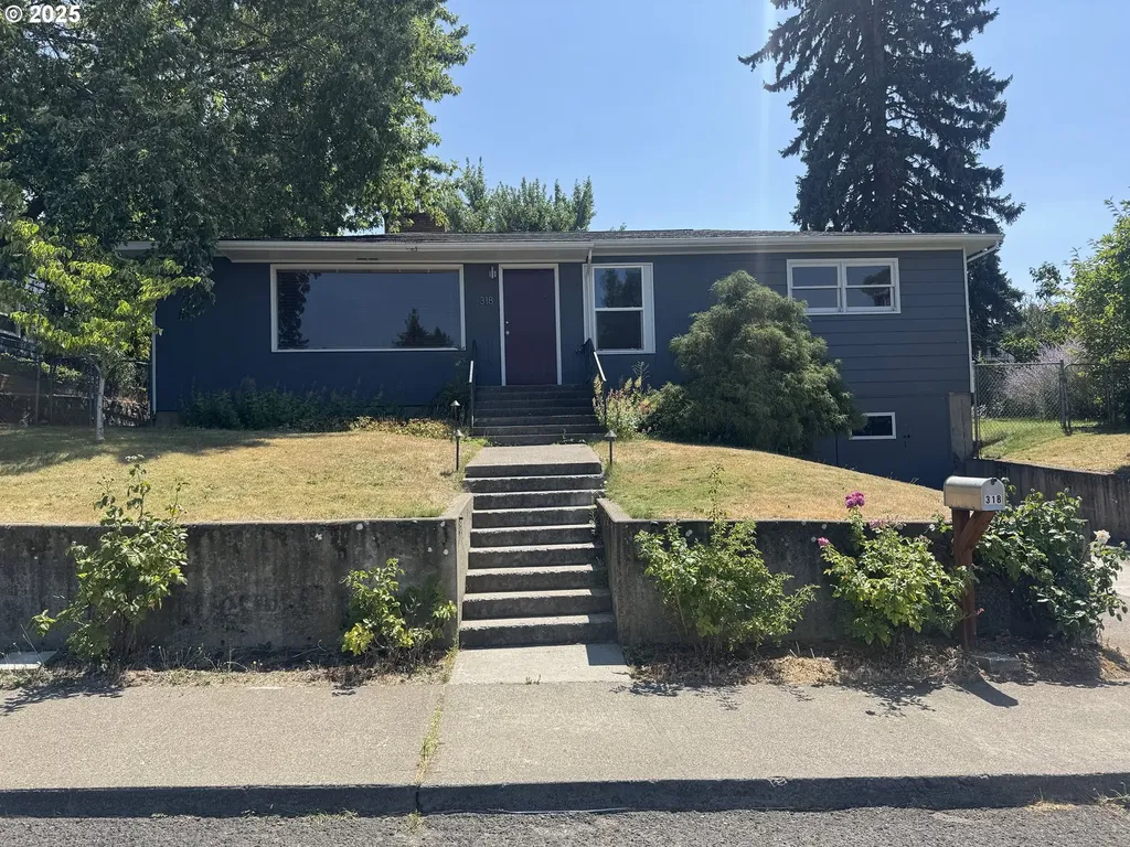 318 W 20th Street The Dalles OR 97058