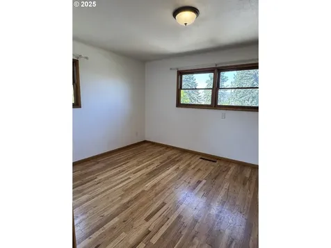 318 W 20th Street The Dalles OR 97058