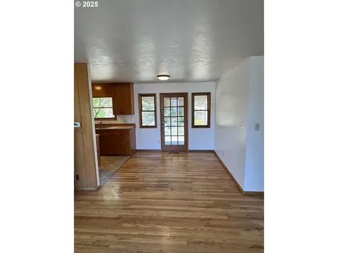 318 W 20th Street The Dalles OR 97058