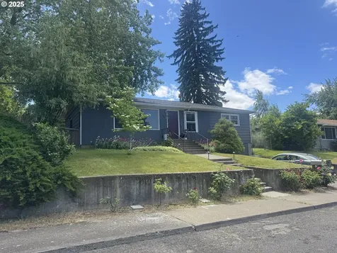 318 W 20th Street The Dalles OR 97058