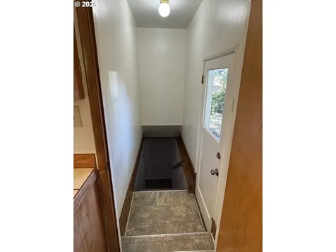 318 W 20th Street The Dalles OR 97058