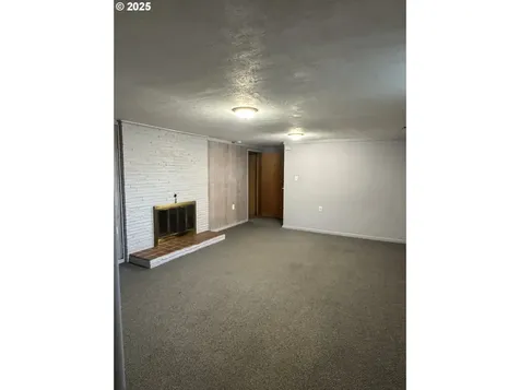 318 W 20th Street The Dalles OR 97058