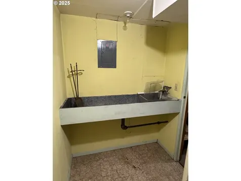 318 W 20th Street The Dalles OR 97058