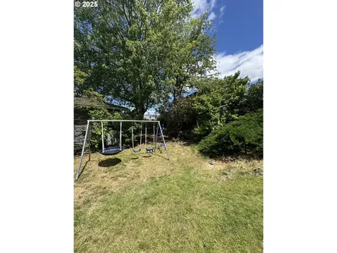 318 W 20th Street The Dalles OR 97058