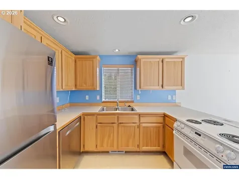 475 SE Hankel Street Dallas OR 97338