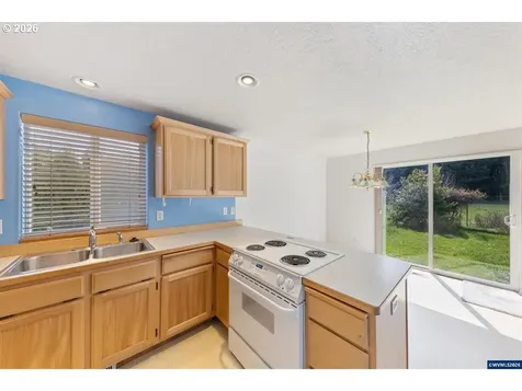 475 SE Hankel Street Dallas OR 97338