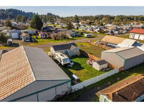 130 S 7th Street Lakeside OR 97449