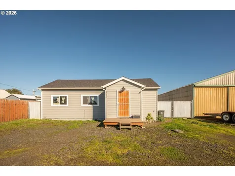 130 S 7th Street Lakeside OR 97449