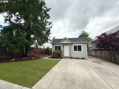 617 N Grant Street Newberg OR 97132