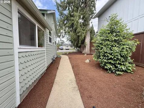 617 N Grant Street Newberg OR 97132