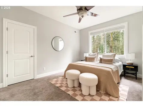 930 SW Skyline Boulevard Portland OR 97221