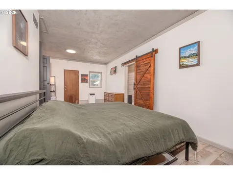 1670 SE Mountain View Drive Prineville OR 97754