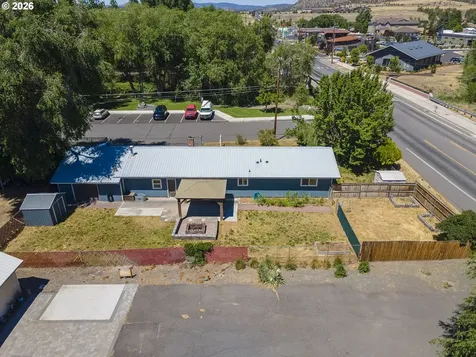 1670 SE Mountain View Drive Prineville OR 97754