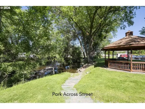 1670 SE Mountain View Drive Prineville OR 97754