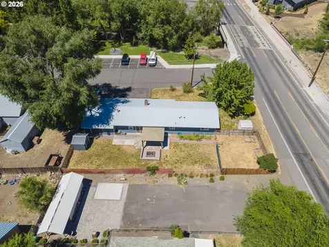 1670 SE Mountain View Drive Prineville OR 97754