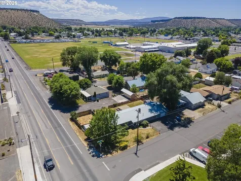 1670 SE Mountain View Drive Prineville OR 97754